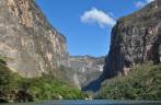 As enormes paredes do Canyon del Sumidero, em Chiapa del Corso, no México